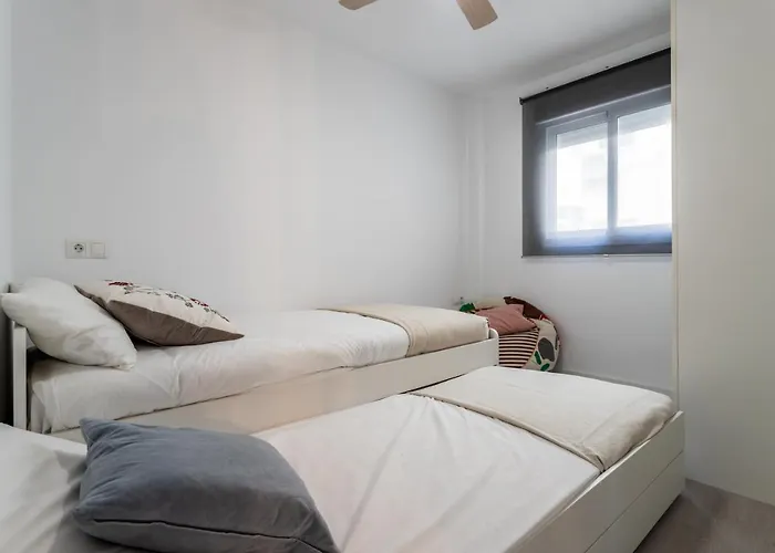 Sur Sol Playa Фуэнхирола